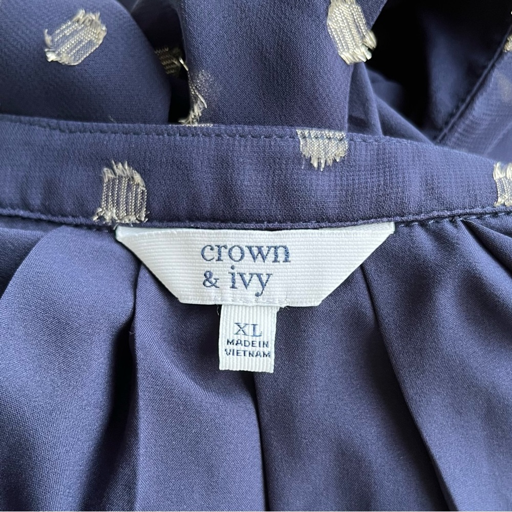 •Crown & Ivy• NWT Sleeveless Shimmer Dot Dress - Size XL - Picture 2 of 10